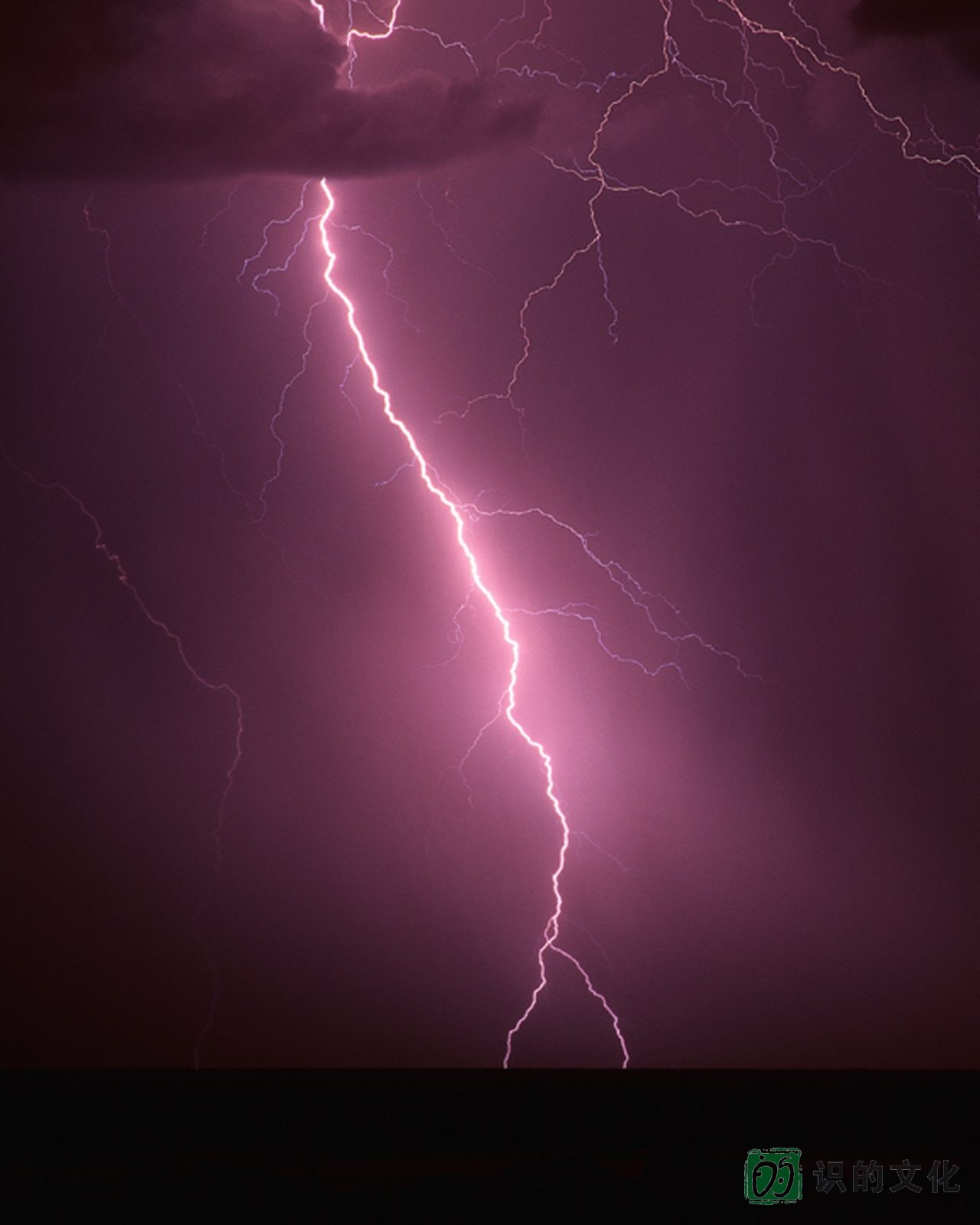 气旋雷暴03